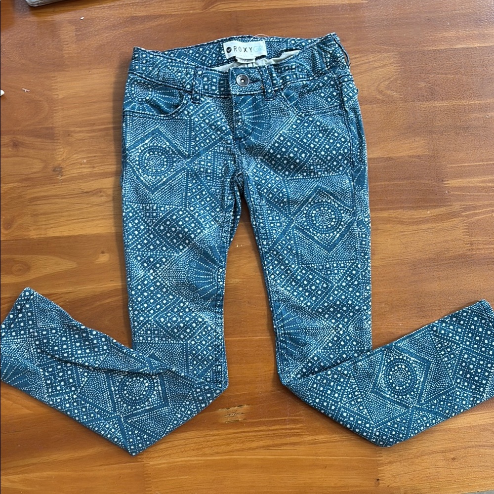 Roxy Blue Skinny Jeans with Intricate Pattern